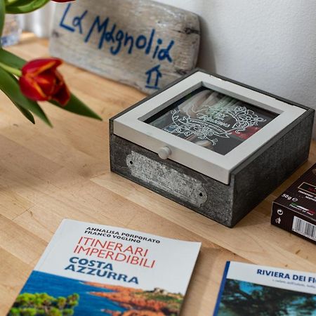 La Magnolia, Caressa De Mae Apartman Bordighera Kültér fotó
